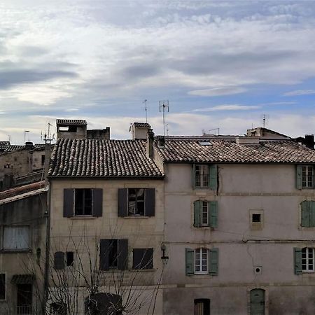 Bel Appartement Au Coeur De La Cite Medievale Sommieres Bagian luar foto