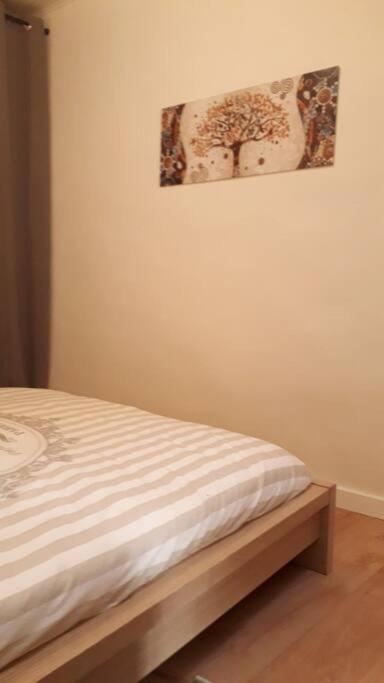 Bel Appartement Au Coeur De La Cite Medievale Sommieres Bagian luar foto