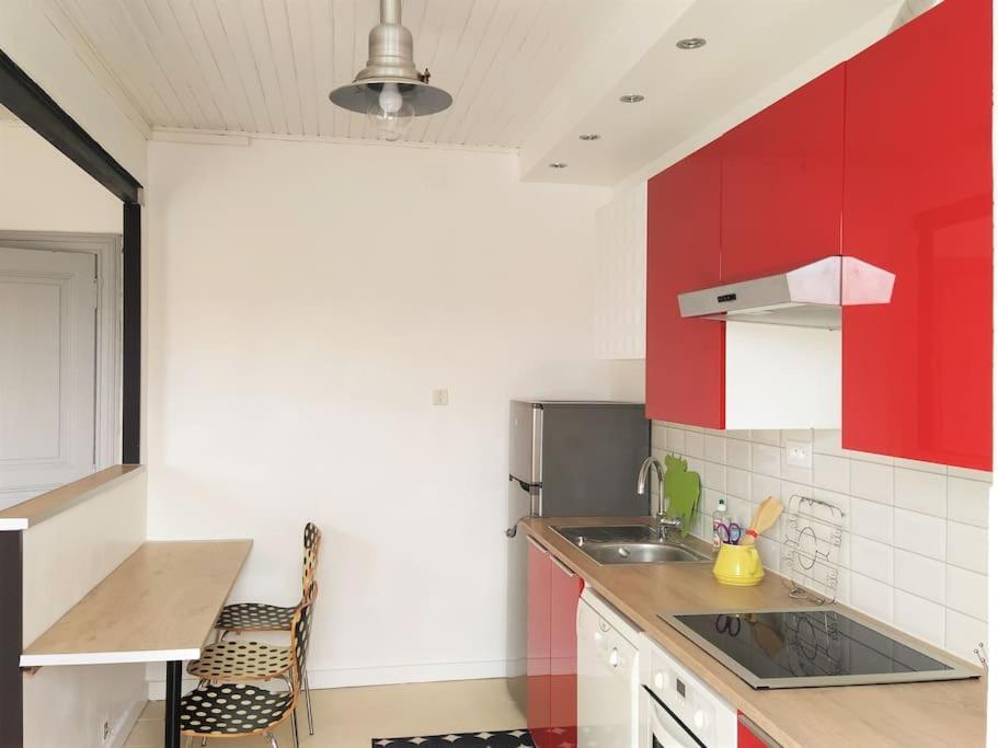 Bel Appartement Au Coeur De La Cite Medievale Sommieres Bagian luar foto