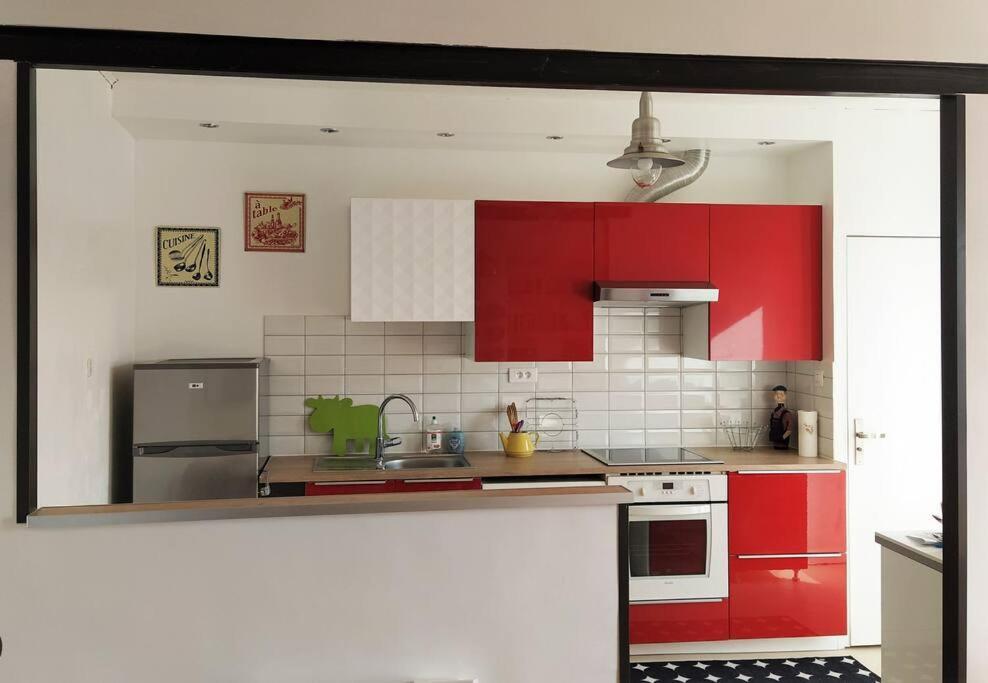 Bel Appartement Au Coeur De La Cite Medievale Sommieres Bagian luar foto