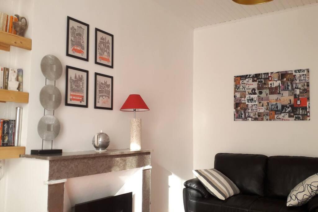 Bel Appartement Au Coeur De La Cite Medievale Sommieres Bagian luar foto
